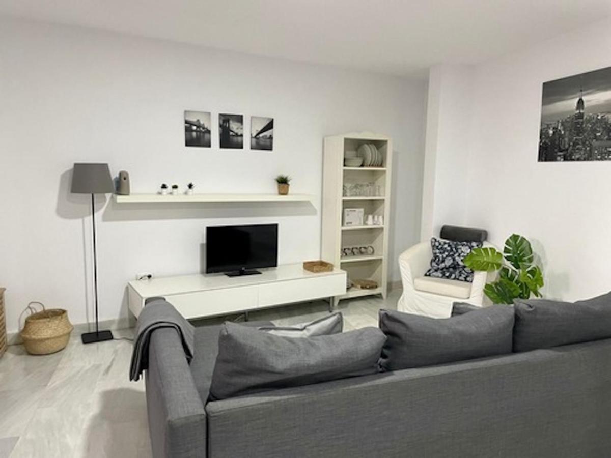 Holidays2Malaga Jinetes Junto Casco Historico & Parking Apartment Exterior foto